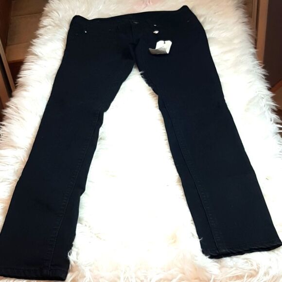 Womans Buffalo Black Skinny Jeans  NWT 27x30‎x40 - Picture 1 of 8
